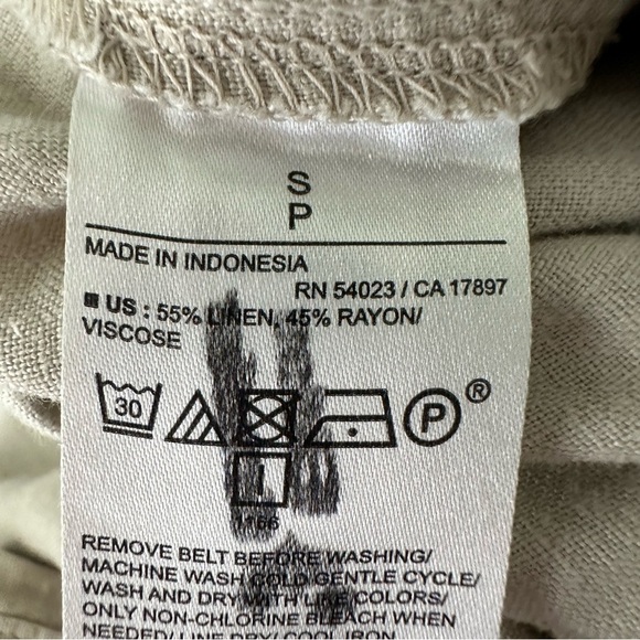 Banana Republic Linen Blend Long Sleeve Shorts Romper in‎ Neutral Stone Small - Picture 12 of 12